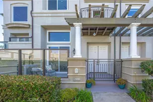 19261 Surfview, Huntington Beach, CA 92648 - Photo 2