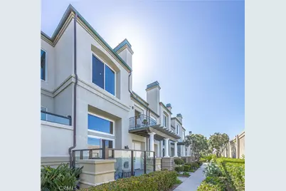 19261 Surfview, Huntington Beach, CA 92648 - Photo 4