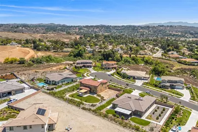 1173 Matterhorn, Riverside, CA 92506 - Photo 48