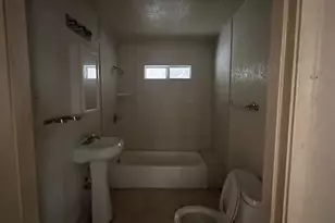 8103 E Holmes Ave Ave, Los Angeles, CA 90001 - Photo 4