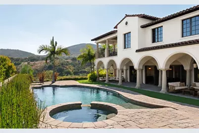 3002 Eminencia Del Sur, San Clemente, CA 92673 - Photo 2