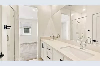 7256 Pointbreak Drive, Huntington Beach, CA 92647 - Photo 16