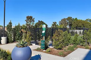 7256 Pointbreak Dr, Huntington Beach, CA 92647 - Photo 32