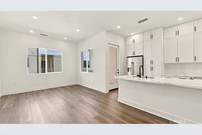 7256 Pointbreak Drive, Huntington Beach, CA 92647 - Photo 4