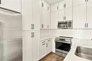 7256 Pointbreak Dr, Huntington Beach, CA 92647 - Photo 10