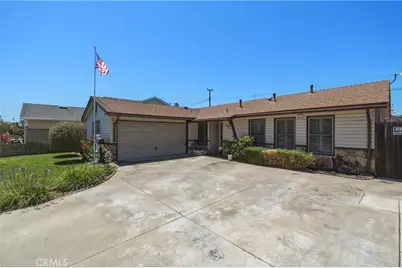 16301 Golden Gate Lane, Huntington Beach, CA 92649 - Photo 2