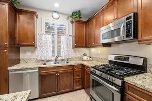 1413 Manchester Way, Tustin, CA 92782 - Photo 18