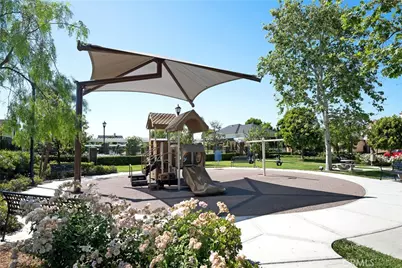 1413 Manchester Way, Tustin, CA 92782 - Photo 38