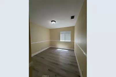 25420 Sheffield Ln, Saugus, CA 91350 - Photo 16