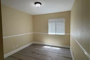 25420 Sheffield Ln, Saugus, CA 91350 - Photo 16