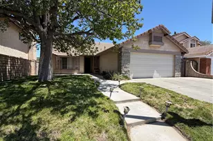 25420 Sheffield Ln, Saugus, CA 91350 - Photo 2