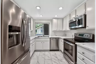 8633 Portola Court #18F, Huntington Beach, CA 92646 - Photo 10
