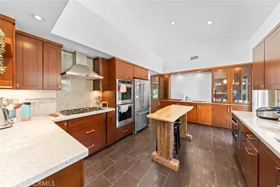 31 Sycamore, Irvine, CA 92603 - Photo 20