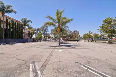 202 E 17th, Santa Ana, CA 92706 - Photo 14