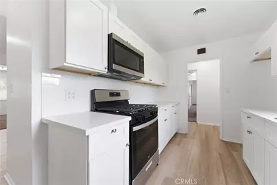 7738 Farralone, Canoga Park, CA 91304 - Photo 6