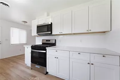 7738 Farralone, Canoga Park, CA 91304 - Photo 2