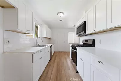 7738 Farralone, Canoga Park, CA 91304 - Photo 4