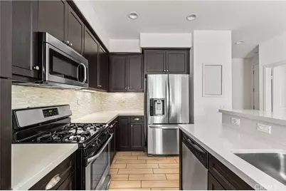 7611 N Honor, Van Nuys, CA 91405 - Photo 8
