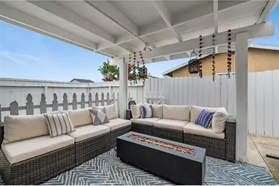 20852 Lancelot Lane, Huntington Beach, CA 92646 - Photo 22