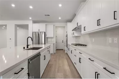 1381 Amanda Glen, Escondido, CA 92029 - Photo 8