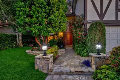 22192 Tama, Lake Forest, CA 92630 - Photo 2