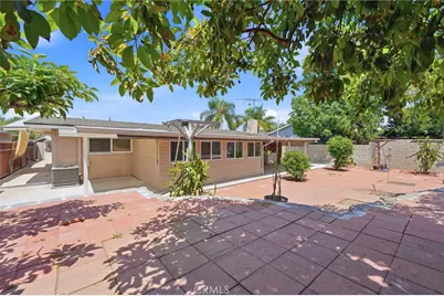 9672 Guinida, Anaheim, CA 92804 - Photo 32