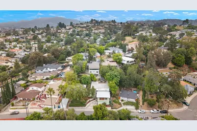 2677 Saxon, Los Angeles, CA 90065 - Photo 38