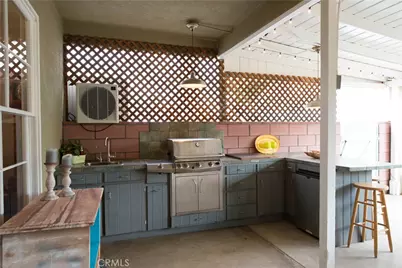8136 Garden Grove, Reseda, CA 91335 - Photo 18