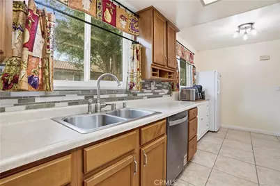 13931 La Jolla, Garden Grove, CA 92844 - Photo 22