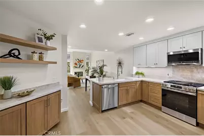 69 Fuente, Rancho Santa Margarita, CA 92688 - Photo 2