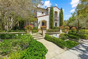 28 Blue Summit, Irvine, CA 92603 - Photo 2
