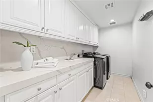 28 Blue Summit, Irvine, CA 92603 - Photo 30