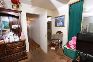10323 Hickory, Los Angeles, CA 90002 - Photo 18