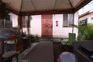 10323 Hickory, Los Angeles, CA 90002 - Photo 1