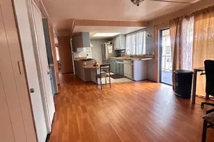 16601 S Garfield Ave, Paramount, CA 90723 - Photo 6