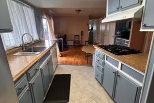 16601 S Garfield Ave, Paramount, CA 90723 - Photo 8