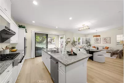 22 Lark, Lake Forest, CA 92630 - Photo 4