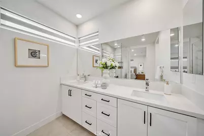 16158 Veterans Way, Tustin, CA 92782 - Photo 42