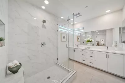 16158 Veterans Way, Tustin, CA 92782 - Photo 40