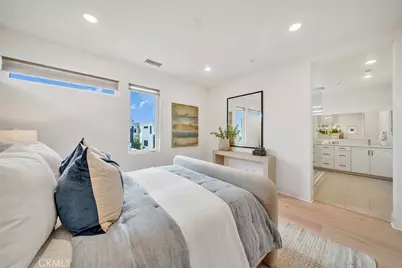16158 Veterans Way, Tustin, CA 92782 - Photo 36