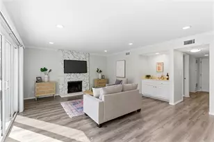 6862 Defiance Dr, Huntington Beach, CA 92647 - Photo 16