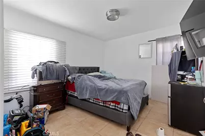 2005 W 11th, Santa Ana, CA 92703 - Photo 16