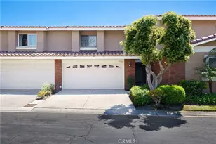 7946 Waterfall Cir, Huntington Beach, CA 92648 - Photo 4