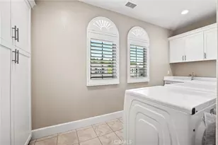 63 Pedigree, Irvine, CA 92602 - Photo 42