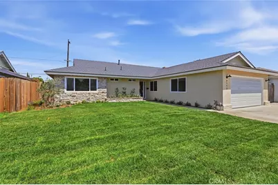 2113 S Forest, Santa Ana, CA 92704 - Photo 2