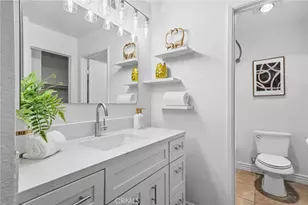 225 Gallery, Tustin, CA 92782 - Photo 14