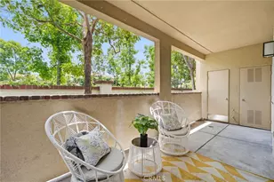 225 Gallery, Tustin, CA 92782 - Photo 18