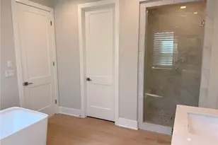 124 Sunnyslope, Irvine, CA 92618 - Photo 32