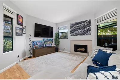 4435 Nobel #33, San Diego, CA 92122 - Photo 2