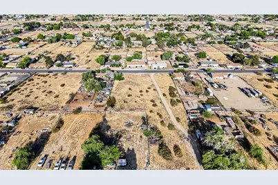 40582 168th Street, Lake Los Angeles, CA 93535 - Photo 16